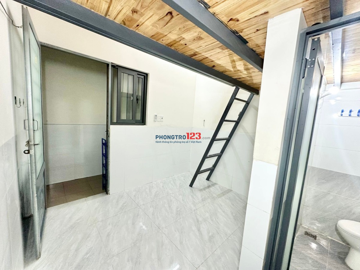 Phòng có gác giá rẻ ở 2 bạn 566/41 Nguyễn Thái Sơn p5 Gò Vấp gần Đại Học Văn Lang