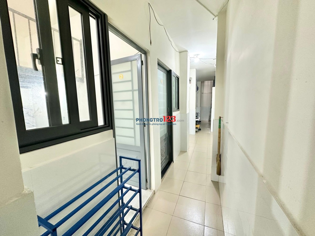Phòng có gác giá rẻ ở 2 bạn 566/41 Nguyễn Thái Sơn p5 Gò Vấp gần Đại Học Văn Lang