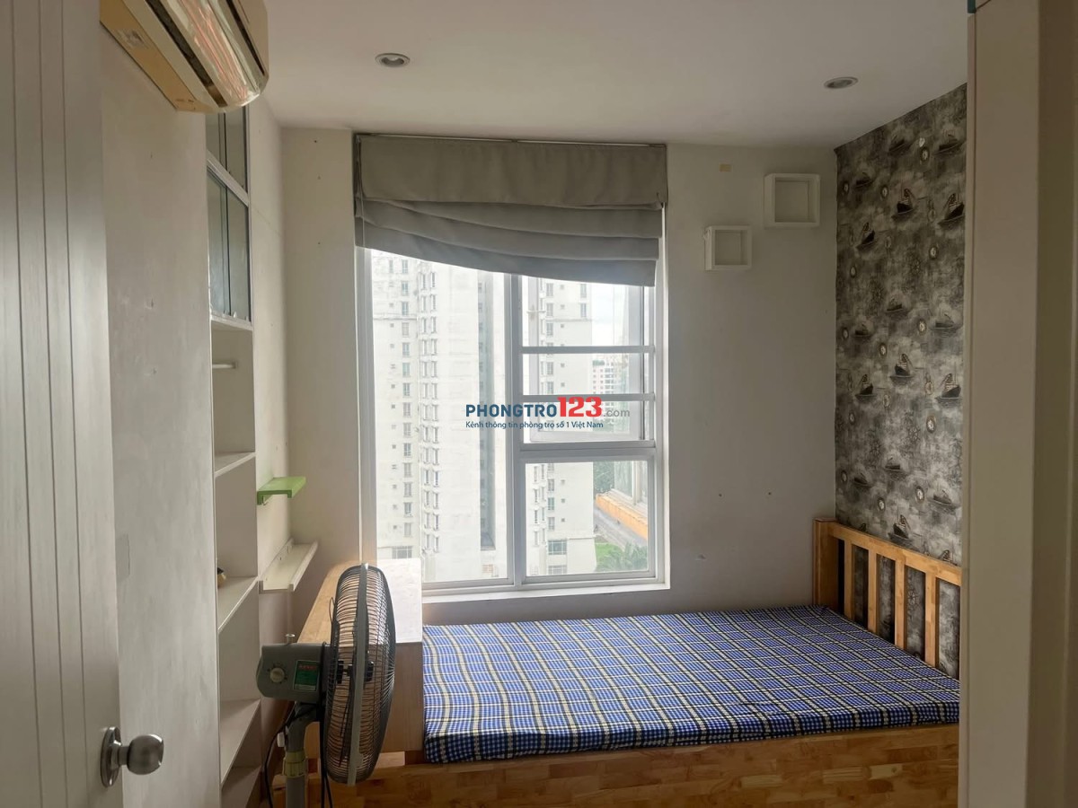 Tìm 1 nam ở ghép Sát bên ĐH Kính Tế, ĐH Văn Hiến