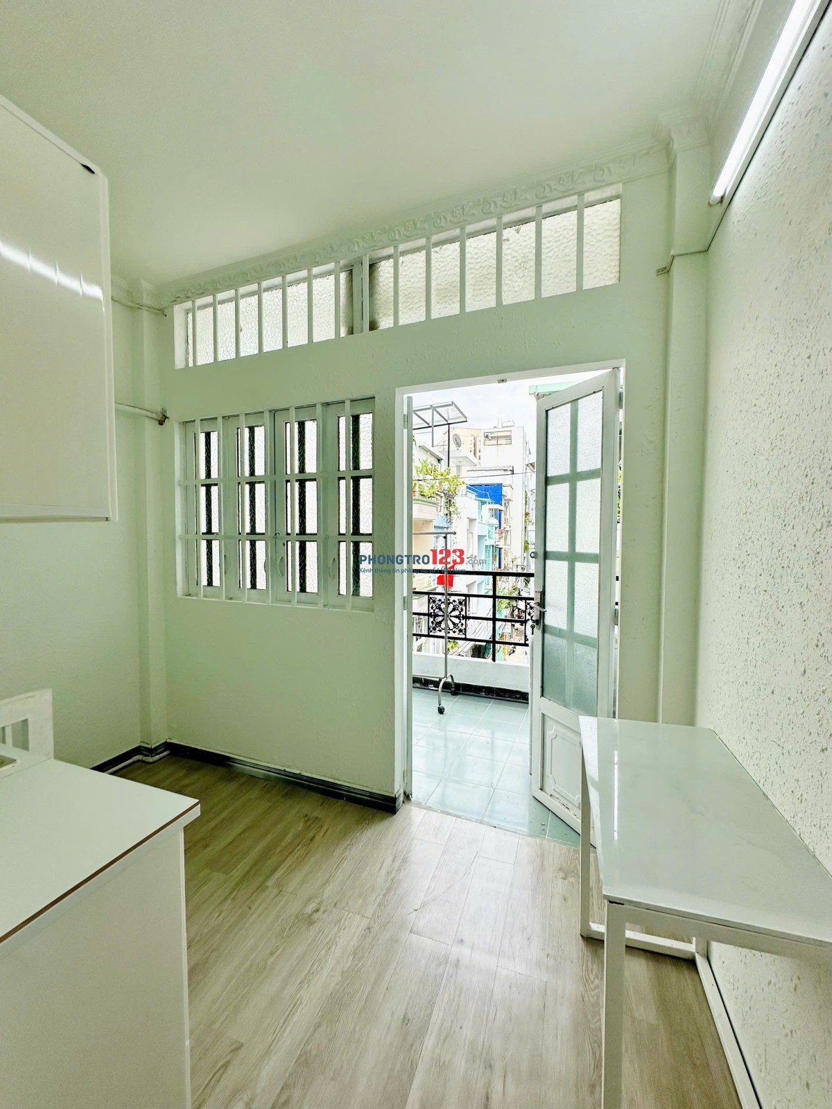 Mình cần pass phòng 30m2 ngay quận 5