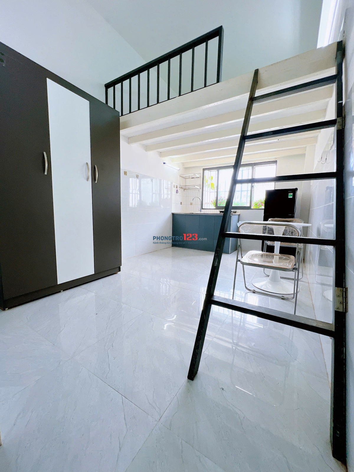 KHAI TRƯƠNG PHÒNG CÓ GÁC 45m2 CỬA SỔ THOÁNG SÁNG Ở THÍCH QUẢNG ĐỨC, QUẬN PHÚ NHUẬN GẦN Q3,Q1