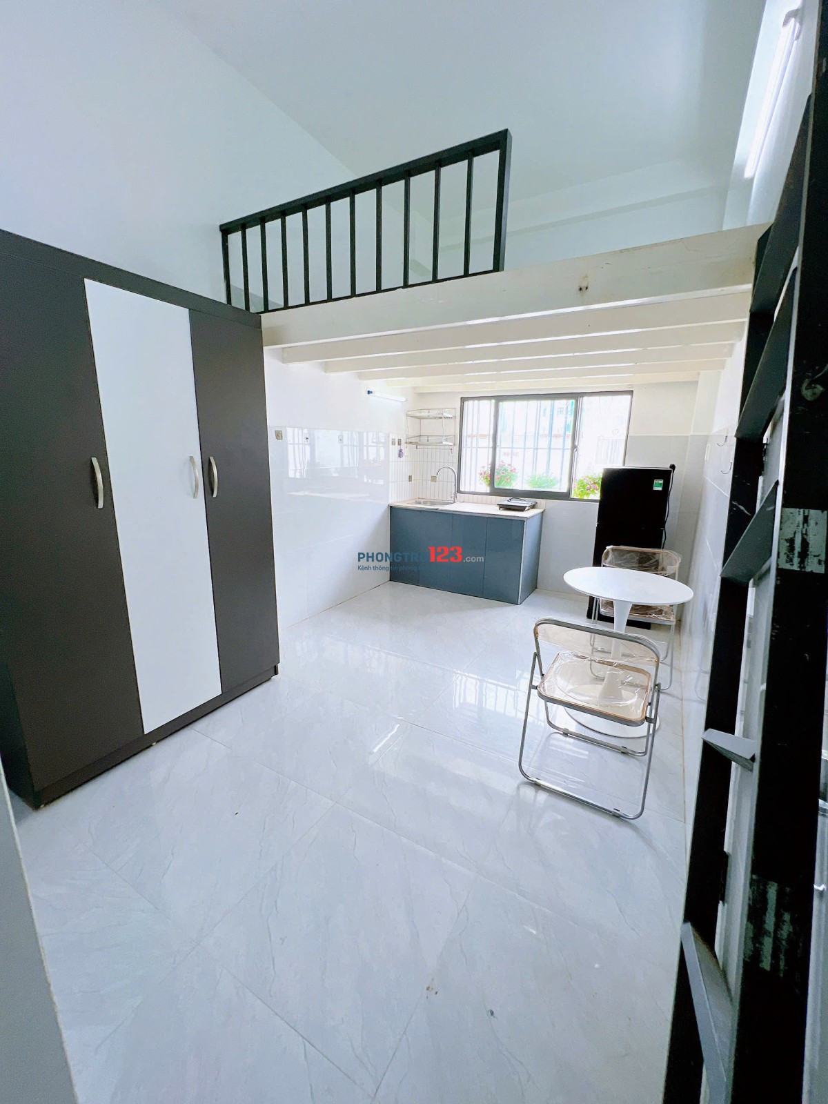 KHAI TRƯƠNG PHÒNG CÓ GÁC 45m2 CỬA SỔ THOÁNG SÁNG Ở THÍCH QUẢNG ĐỨC, QUẬN PHÚ NHUẬN GẦN Q3,Q1