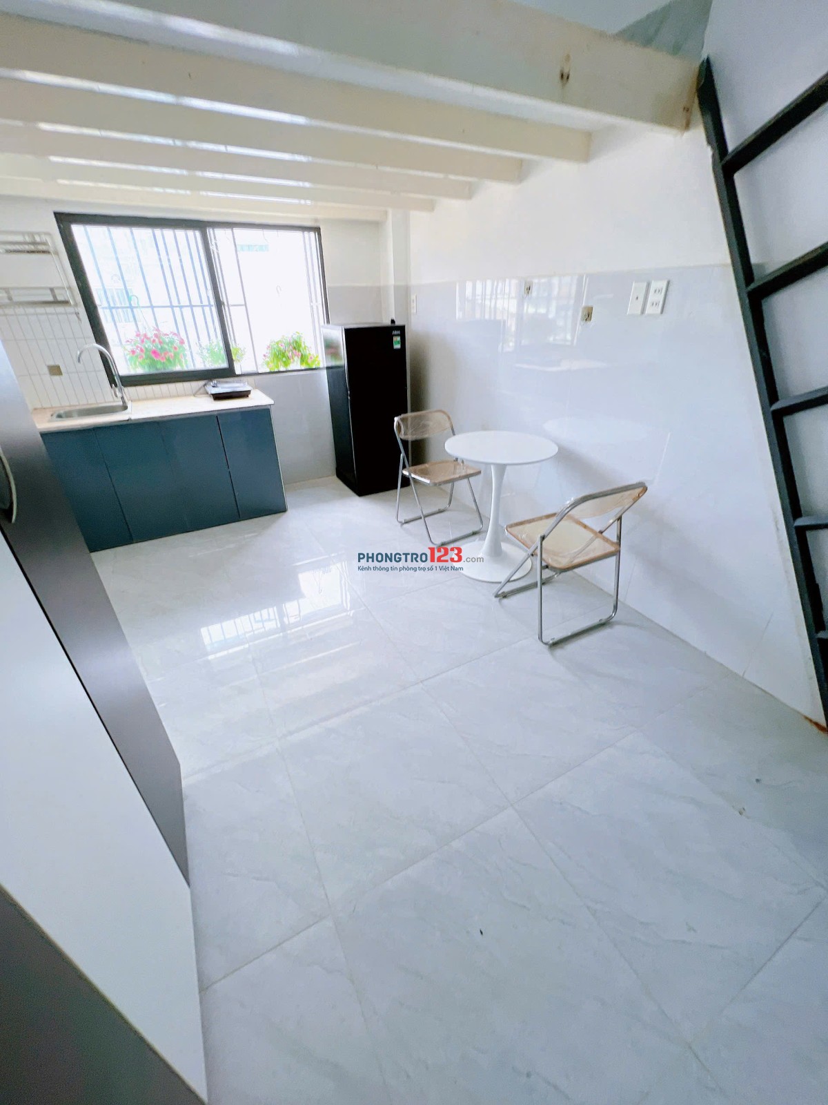 KHAI TRƯƠNG PHÒNG CÓ GÁC 45m2 CỬA SỔ THOÁNG SÁNG Ở THÍCH QUẢNG ĐỨC, QUẬN PHÚ NHUẬN GẦN Q3,Q1