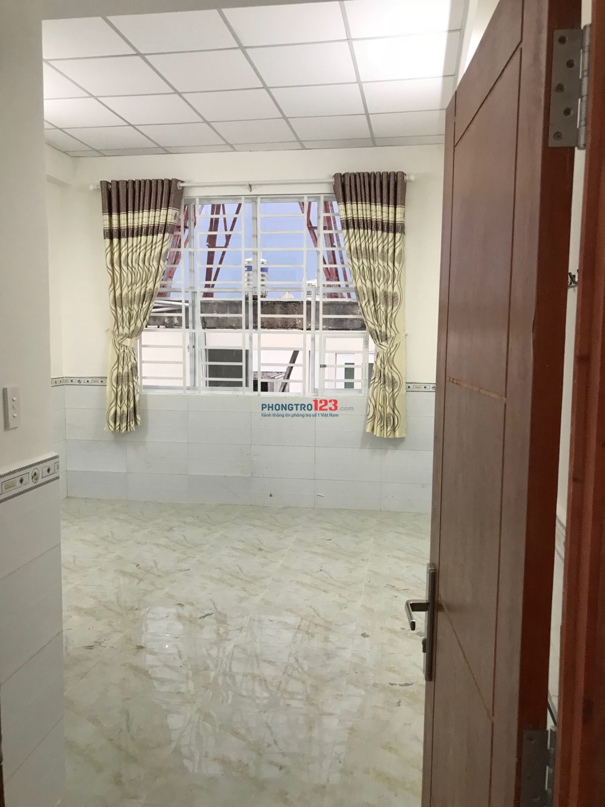 Phòng cho thuê gần chợ Phan Văn Trị, kế bên đại học văn lang cơ sở 2,