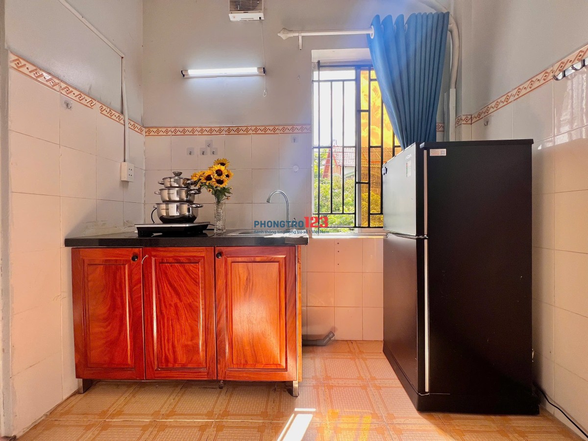 PHÒNG FULL NỘI THẤT GẦN CHỢ TÂN MỸ