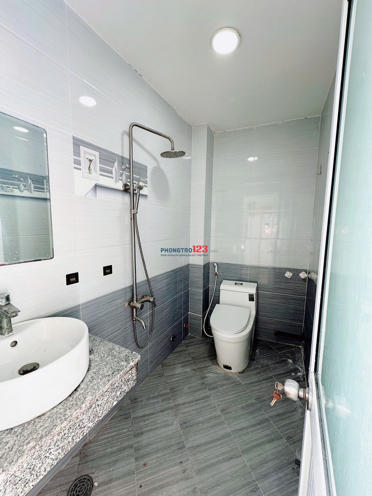 CHO THUÊ NGAY 2 PHÒNG NGỦ SIÊU XINH, ĐỦ NỘI THẤT, GẦN QUA SALA, MAI CHÍ THỌ, QUẬN 1 CHỈ 5TRX/THÁNG