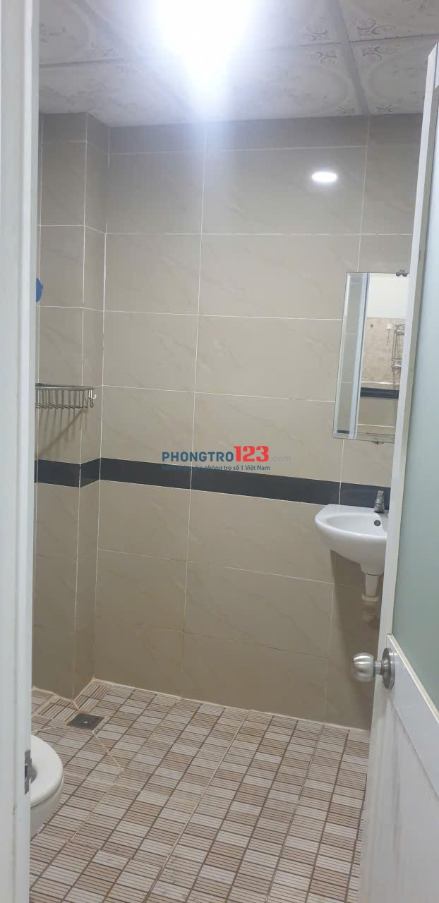 Chính chủ trống phòng 21m2, có máy lạnh, máy giặt và quạt - đường số 10, Phường An Khánh, Quận 2