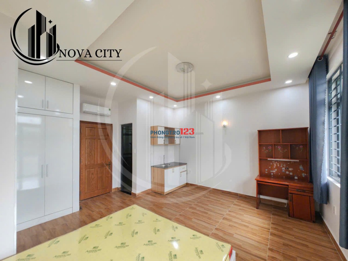 Khai trường phòng ban công đường Phạm Hùng nối dài