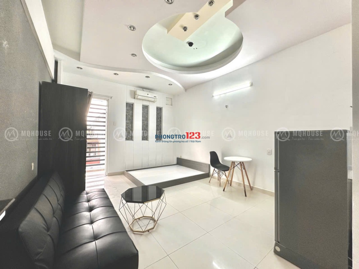 PHÒNG TRỌ NGAY NGÃ TƯ BỐN XÃ TÂN PHÚ - CÓ BAN CÔNG