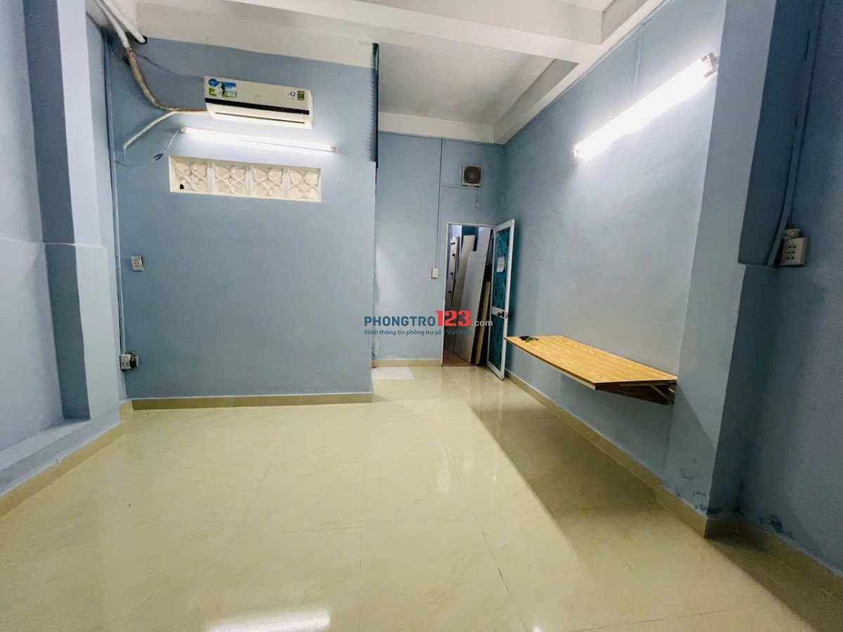 Phòng HUỲNH MẪN ĐẠT ngay cầu thị nghè, hàng xanh, trường sa nguyễn hữu cảnh