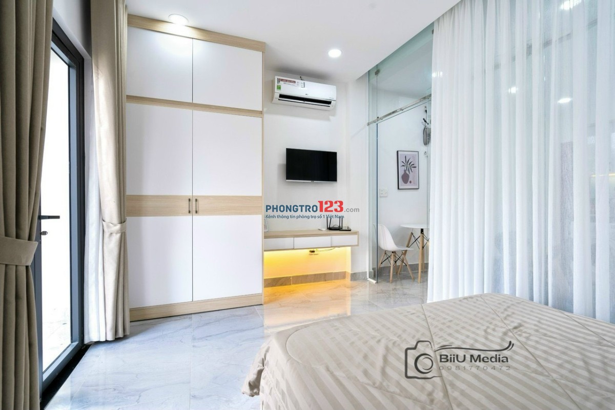 STUDIO VIEW BAN CÔNG – FULL NỘI THẤT – TÁCH BẾP