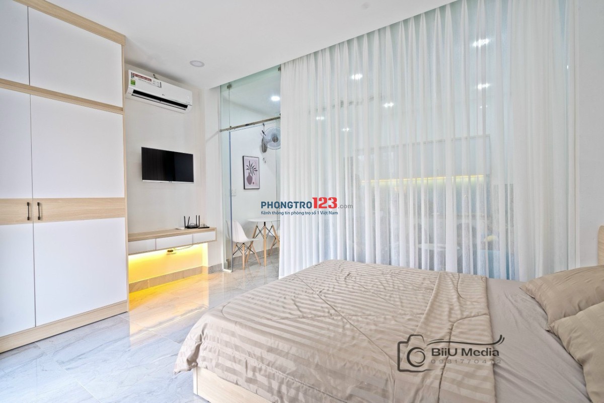 STUDIO VIEW BAN CÔNG – FULL NỘI THẤT – TÁCH BẾP