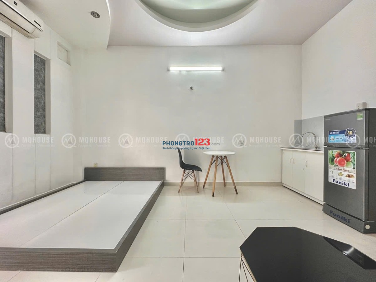 PHÒNG TRỌ NGAY NGÃ TƯ BỐN XÃ TÂN PHÚ - CÓ BAN CÔNG