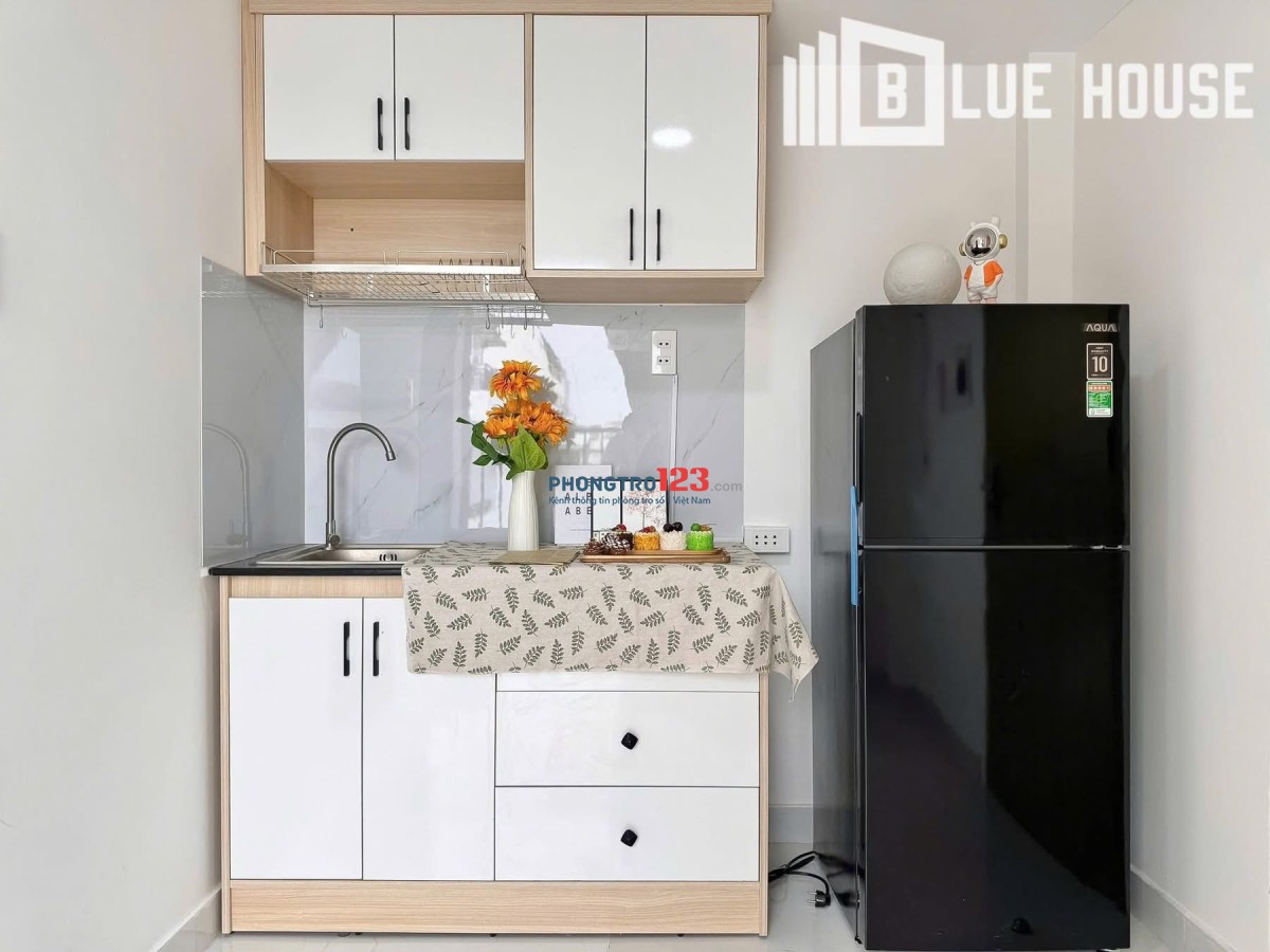 PHÒNG MỚI 100% – BAN CÔNG RỘNG – FULL NỘI THẤT – Ở TỰ DO KHÔNG GIỚI HẠN NGƯỜI