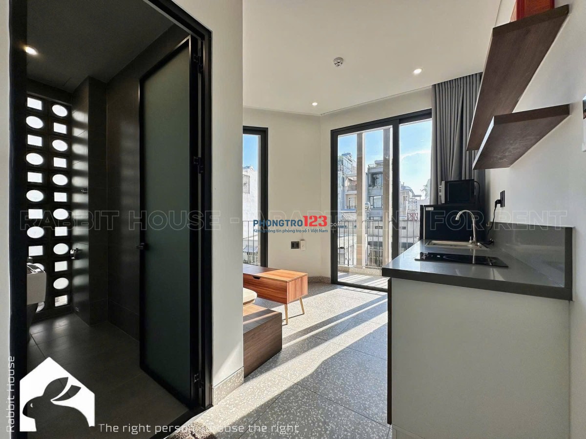 CĂN HỘ 1PN BALCONY MÁY GIẶC RIÊNG THANG MÁY GẦN CV HVT SÂN BAY TSN GA T3 VX LĂNG CHA CẢ