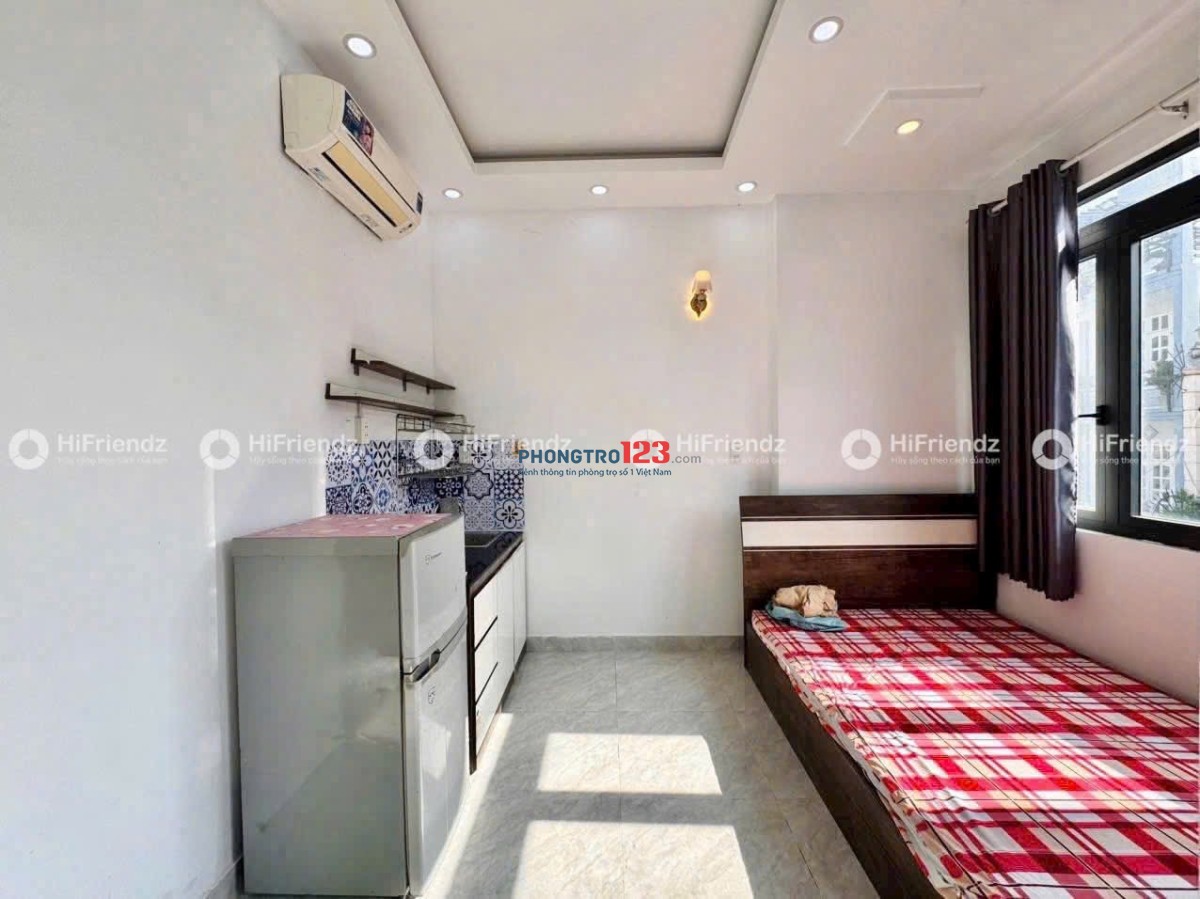 Phòng full nội thất – ban công thoáng – thang máy hiện đại ngay Quách Hữu Nghiêm Tân Phú