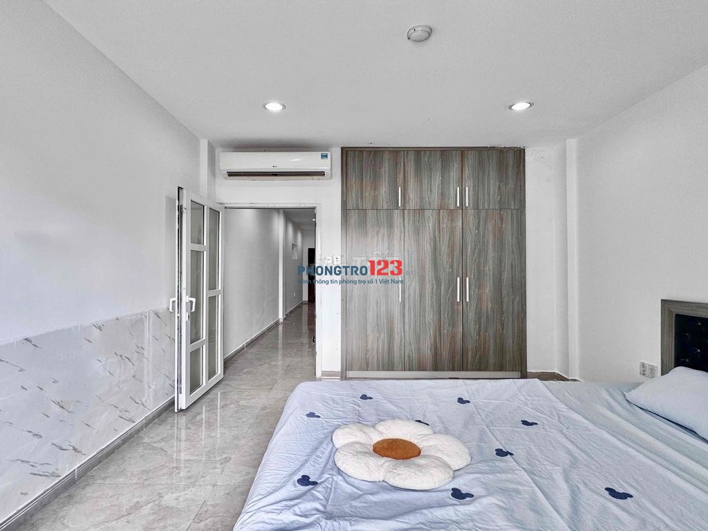 CĂN HỘ 1 PHÒNG NGỦ TÁCH BẾP BAN CÔNG 45m2 - MÁY GIẶT RIÊNG - KHU ETOWN CỘNG HOÀ TÂN BÌNH