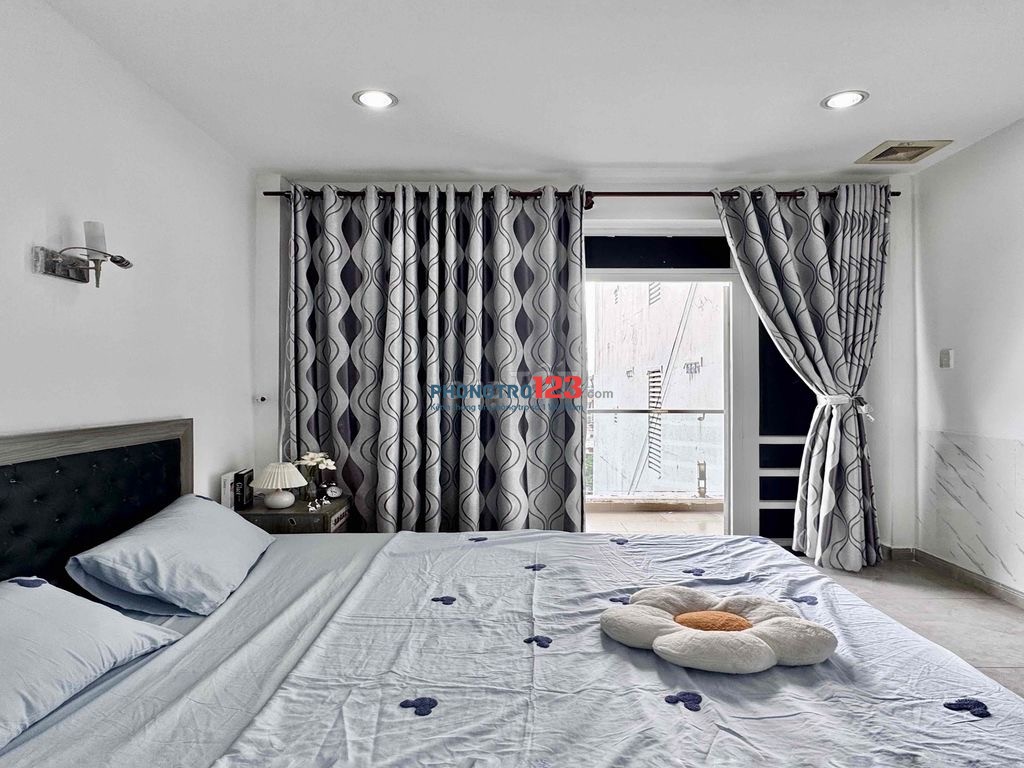 CĂN HỘ 1 PHÒNG NGỦ TÁCH BẾP BAN CÔNG 45m2 - MÁY GIẶT RIÊNG - KHU ETOWN CỘNG HOÀ TÂN BÌNH