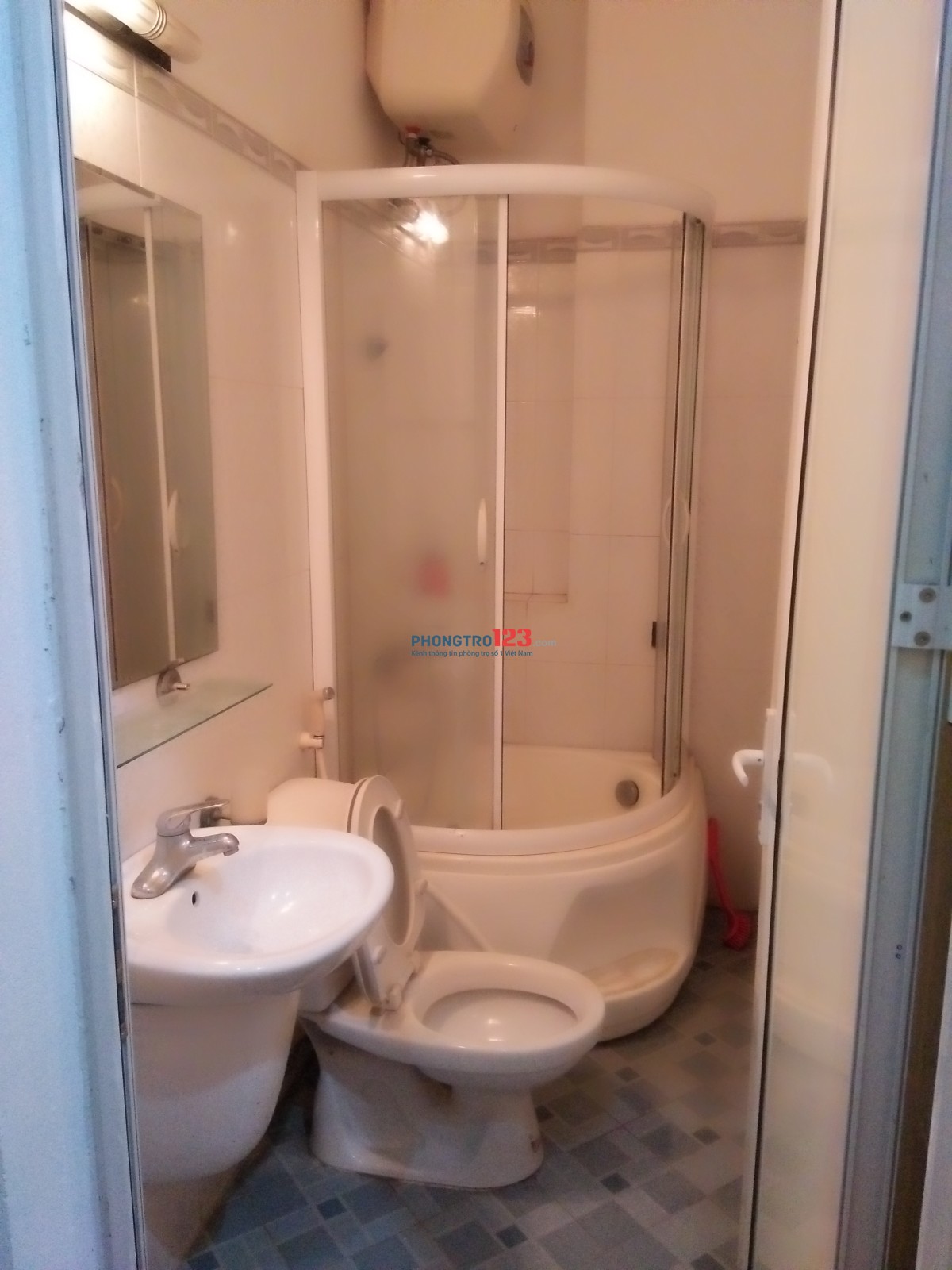 CHO THUÊ PHÒNG Ở TẠI NGÕ 105 LÁNG HẠ - GẦN CẦU VƯỢT LÊ VĂN LƯƠNG & YÊN LÃNG