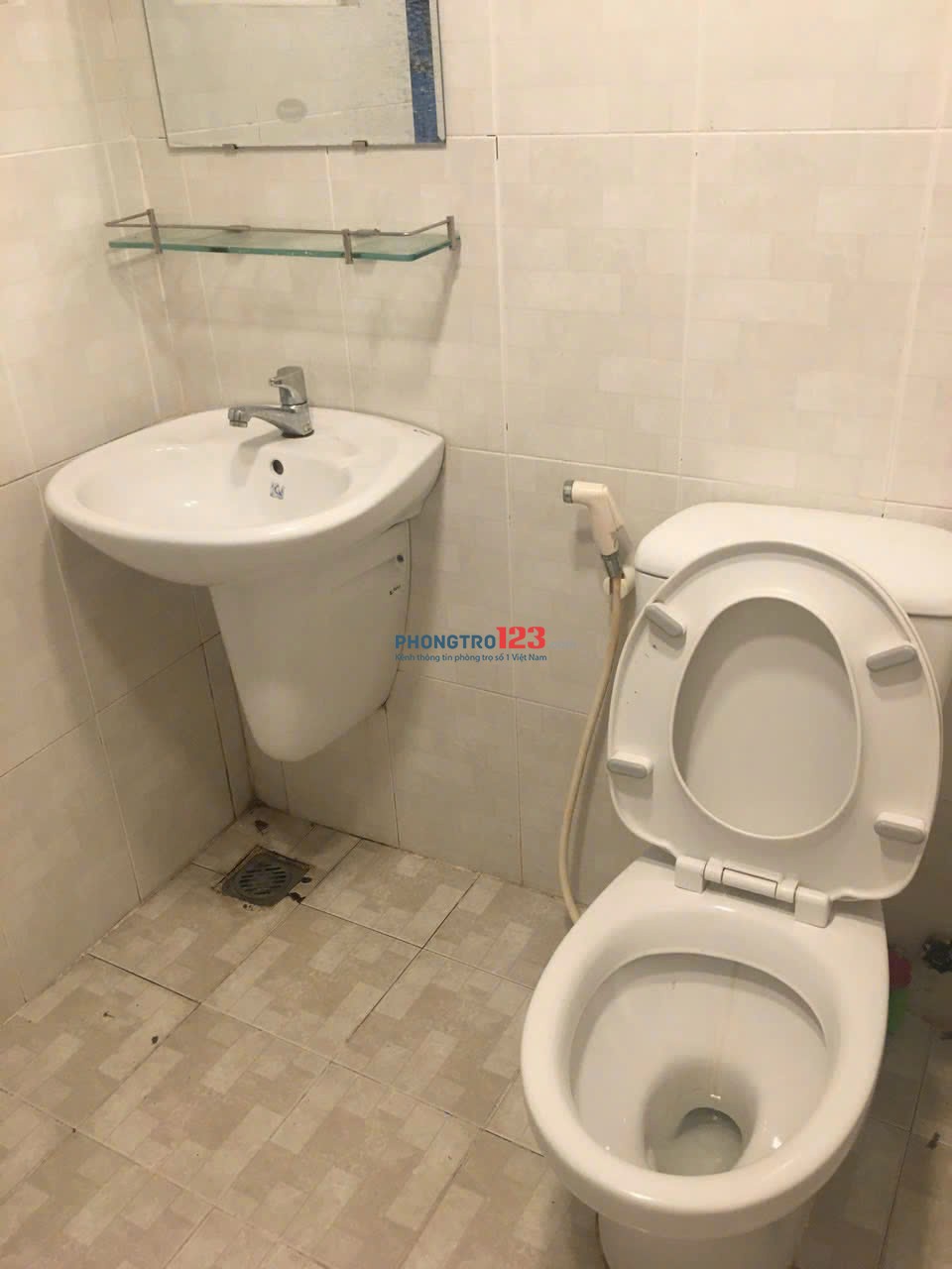 Cho thuê căn hộ dịch vụ P. TÂN ĐỊNH Q.1 - đầy đủ tiện nghi, dọn vào ở ngay