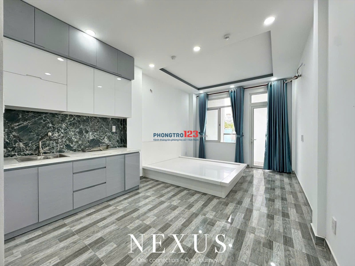 Cho Thuê Căn Hộ Cao Cấp Có Ban Công Full Nội Thất Emart Phan Văn Trị Mới 100%