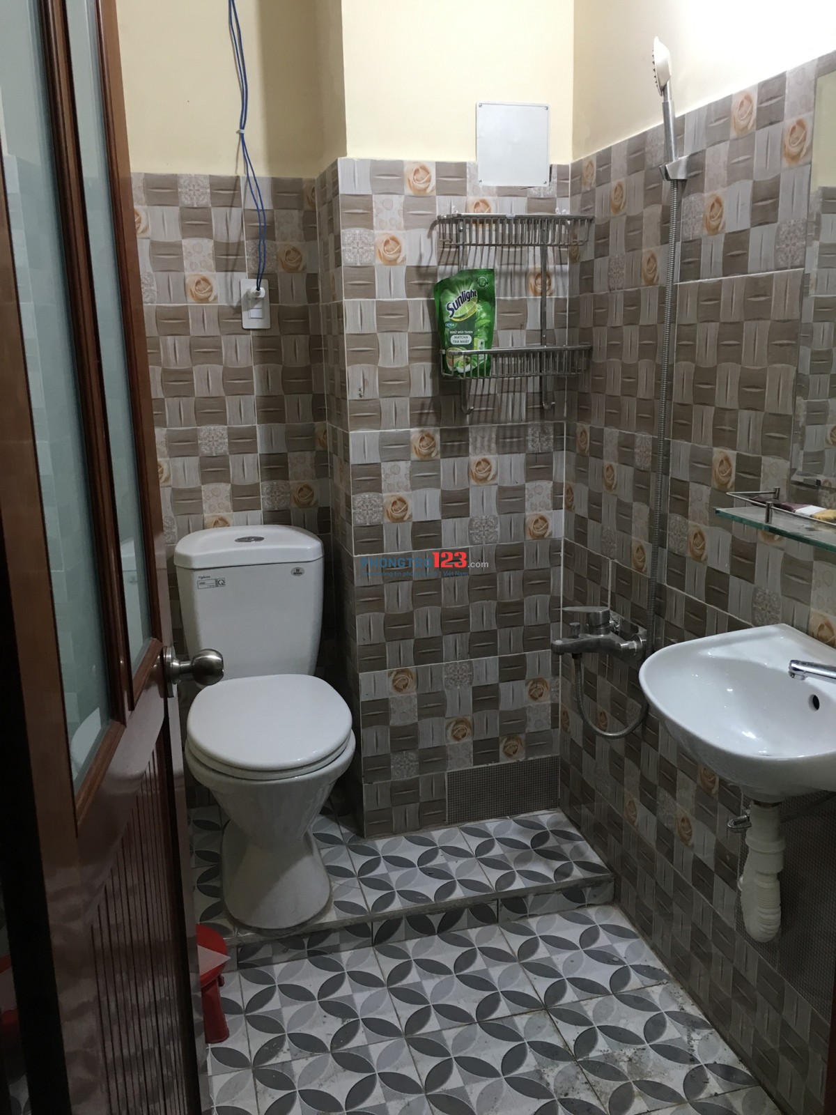 Phòng trệt cho nữ tại chợ tân bình