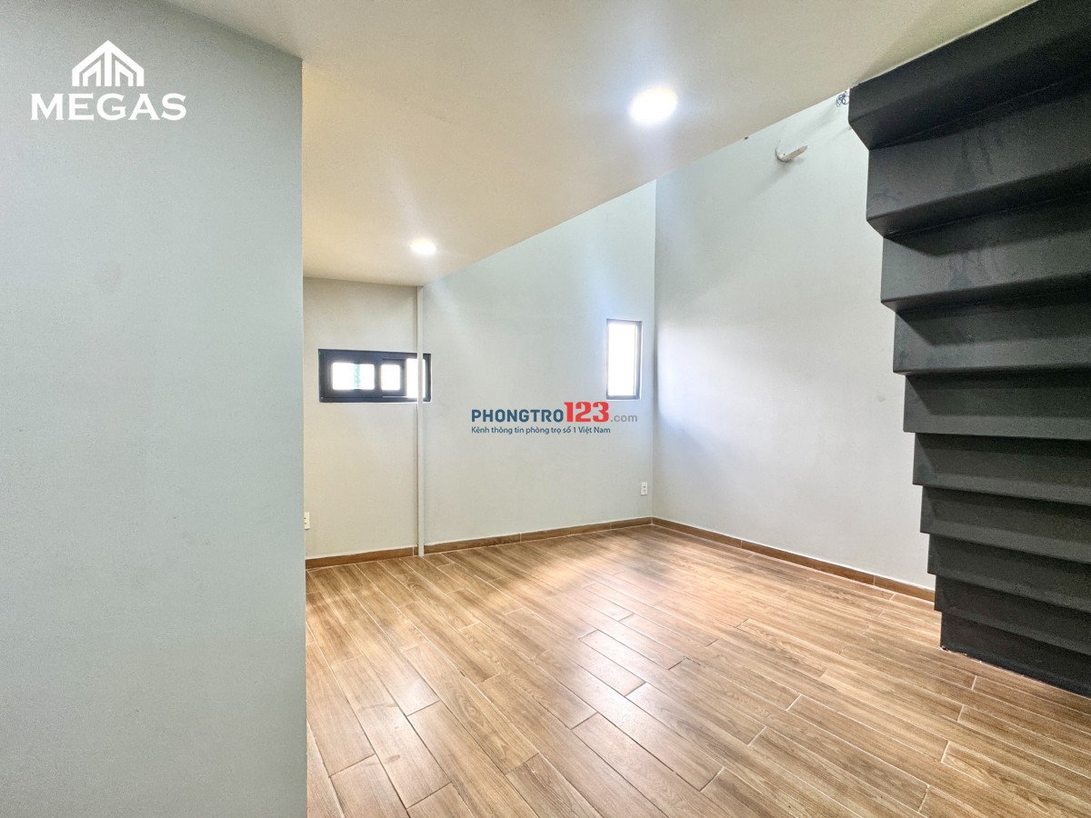 Cho Thuê Duplex Có Gác Mới, Đầy Đủ Nội Thất Ban Công Cửa Sổ Hồ Bơi Phan Văn Hớn Q12