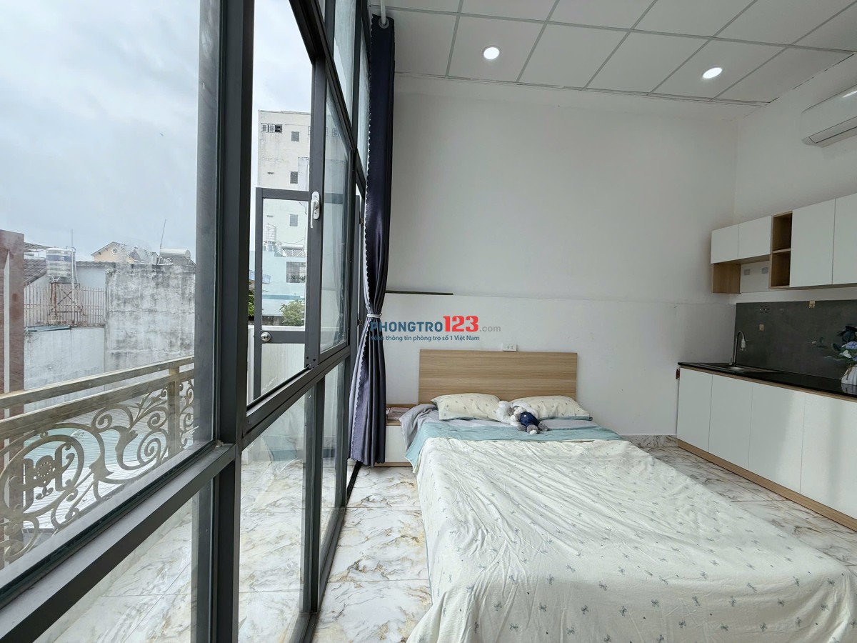  Cho Thuê Căn Hộ Dịch Vụ Full Nội Thất, Có Ban Công, Gần Etown & K300, Lotte Mart Tân Bình 