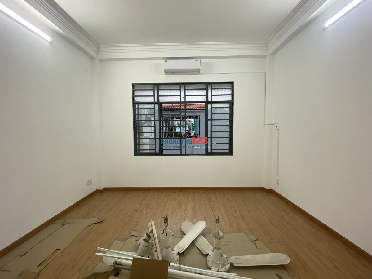 CHDV mặt tiền Cách Mạng Tháng 8 - 25m2 - chỉ 6,5tr/th