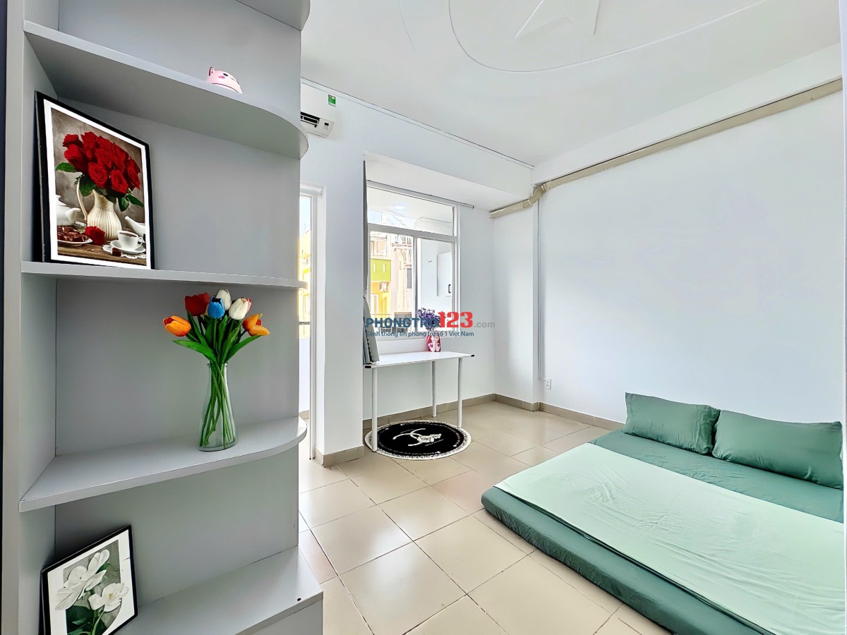 STUDIO BAN CÔNG NGẬP TRÀN ÁNH SÁNG – NGAY CHỢ BÀ CHIỂU