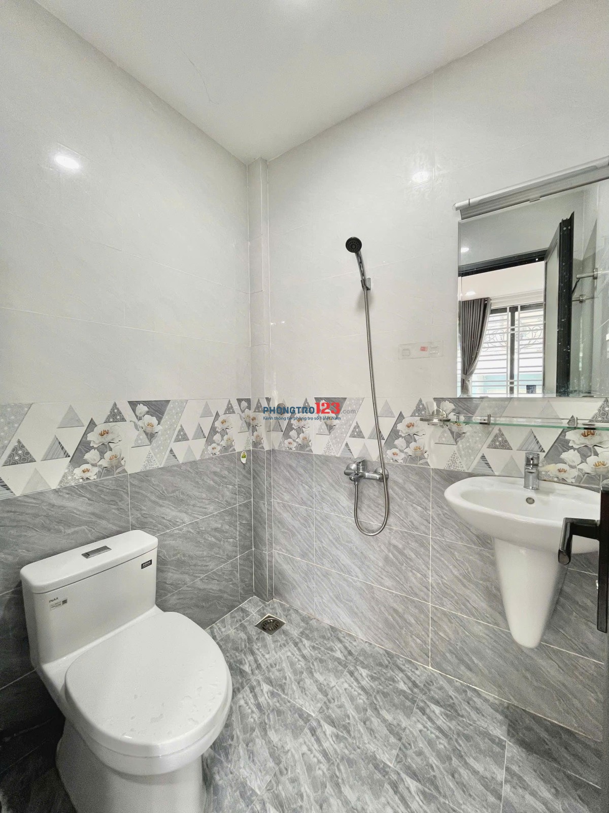 PHÒNG CỬA SỔ THOÁNG FULL NỘI THẤT NGAY CẦU NGUYỄN TRI PHƯƠNG