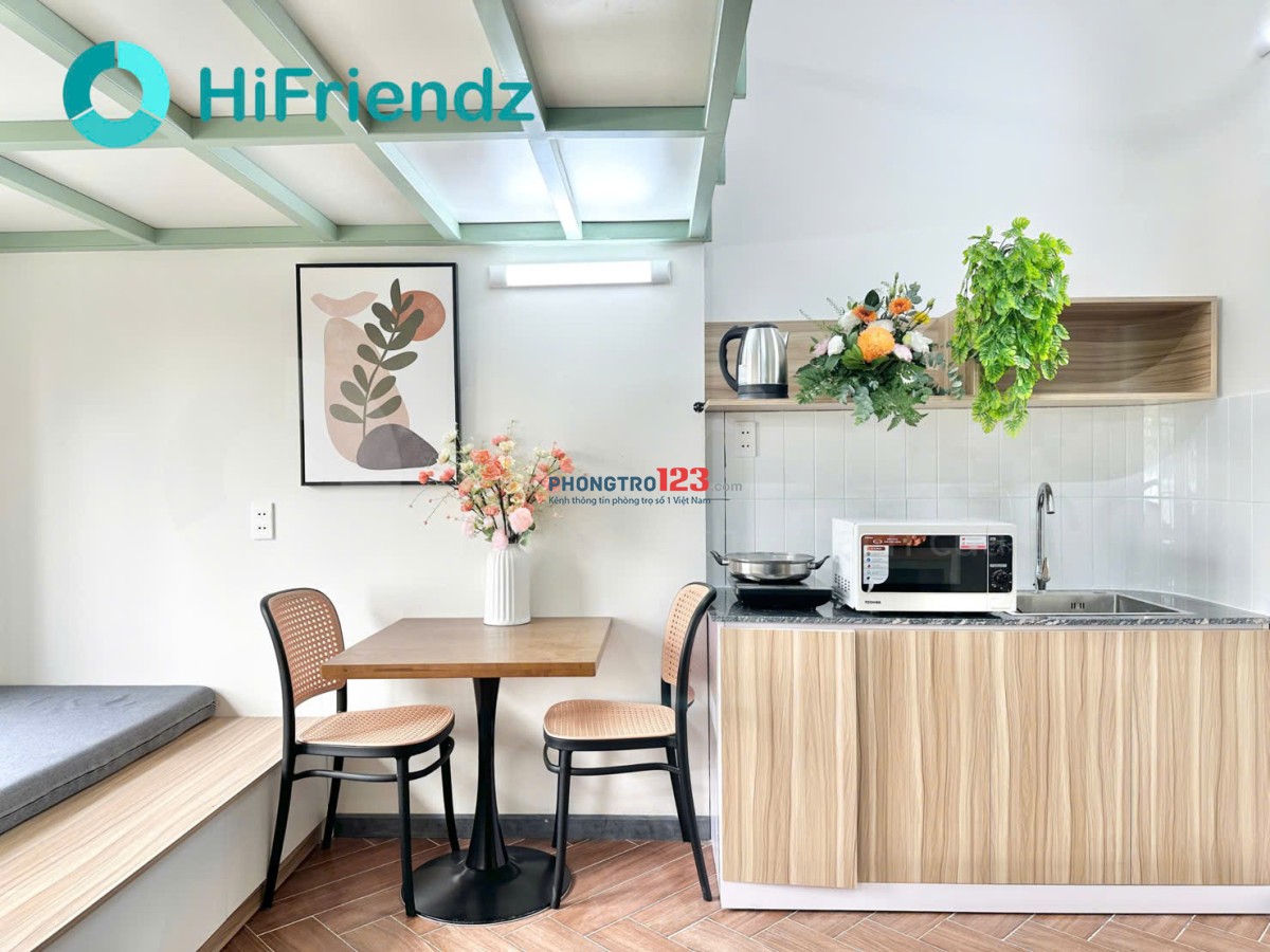 Duplex cao cấp mới xây gần ngay đại học Tài Chính - Marketing, FPT, khu công nghệ cao