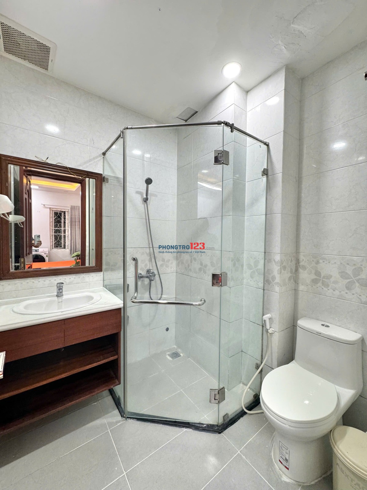 CĂN HỘ 30M2 ĐẦY ĐỦ TIỆN NGHI ĐƯỜNG HOÀNG SA GẦN CHỢ PHẠM VĂN HAI