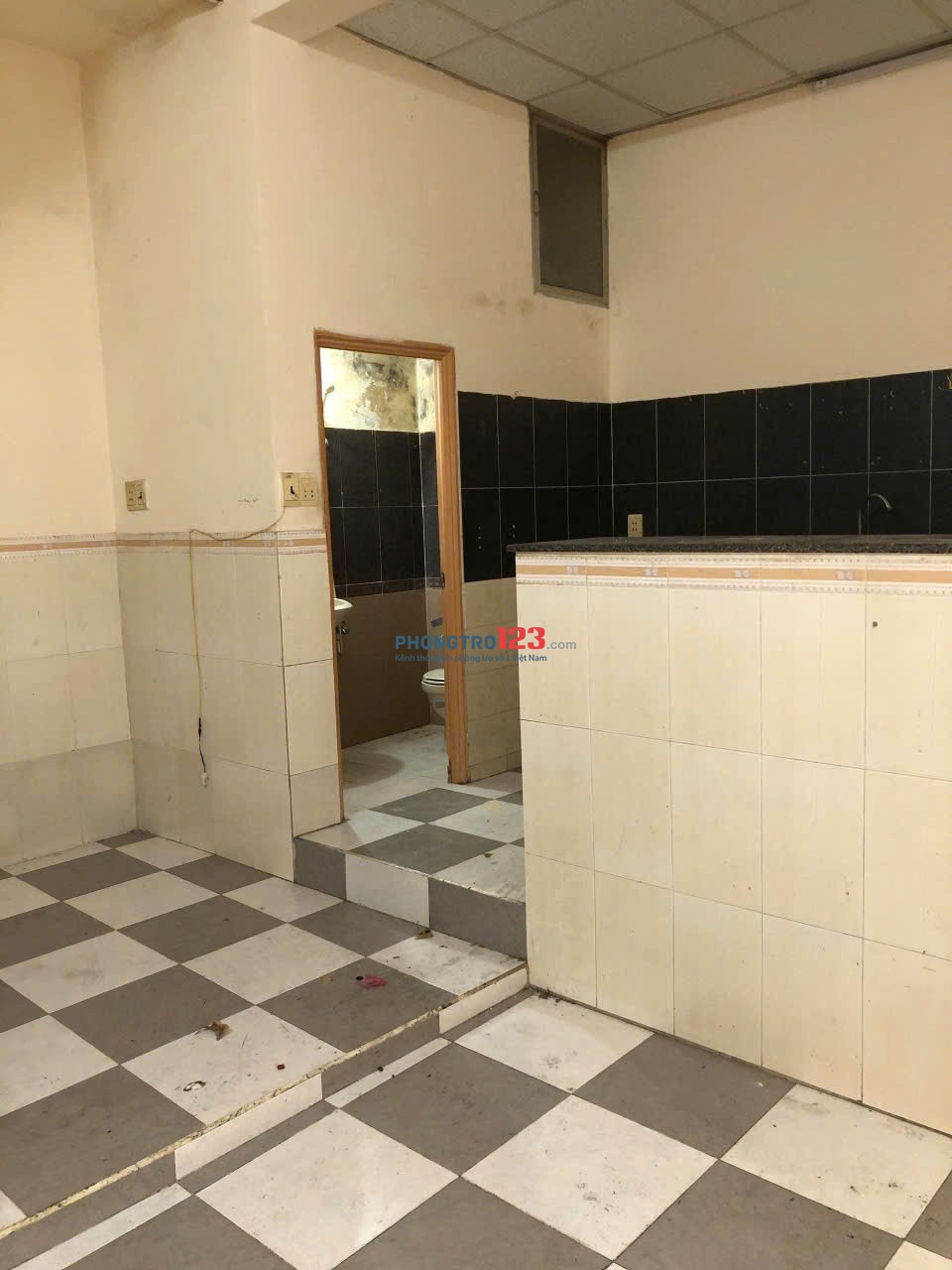 CHO THUÊ NHÀ NGUYÊN CĂN – HẺM 467/LÊ ĐẠI HÀNH, PHƯỜNG PHÚ THỌ, TP.HCM (QUẬN 11 CŨ )