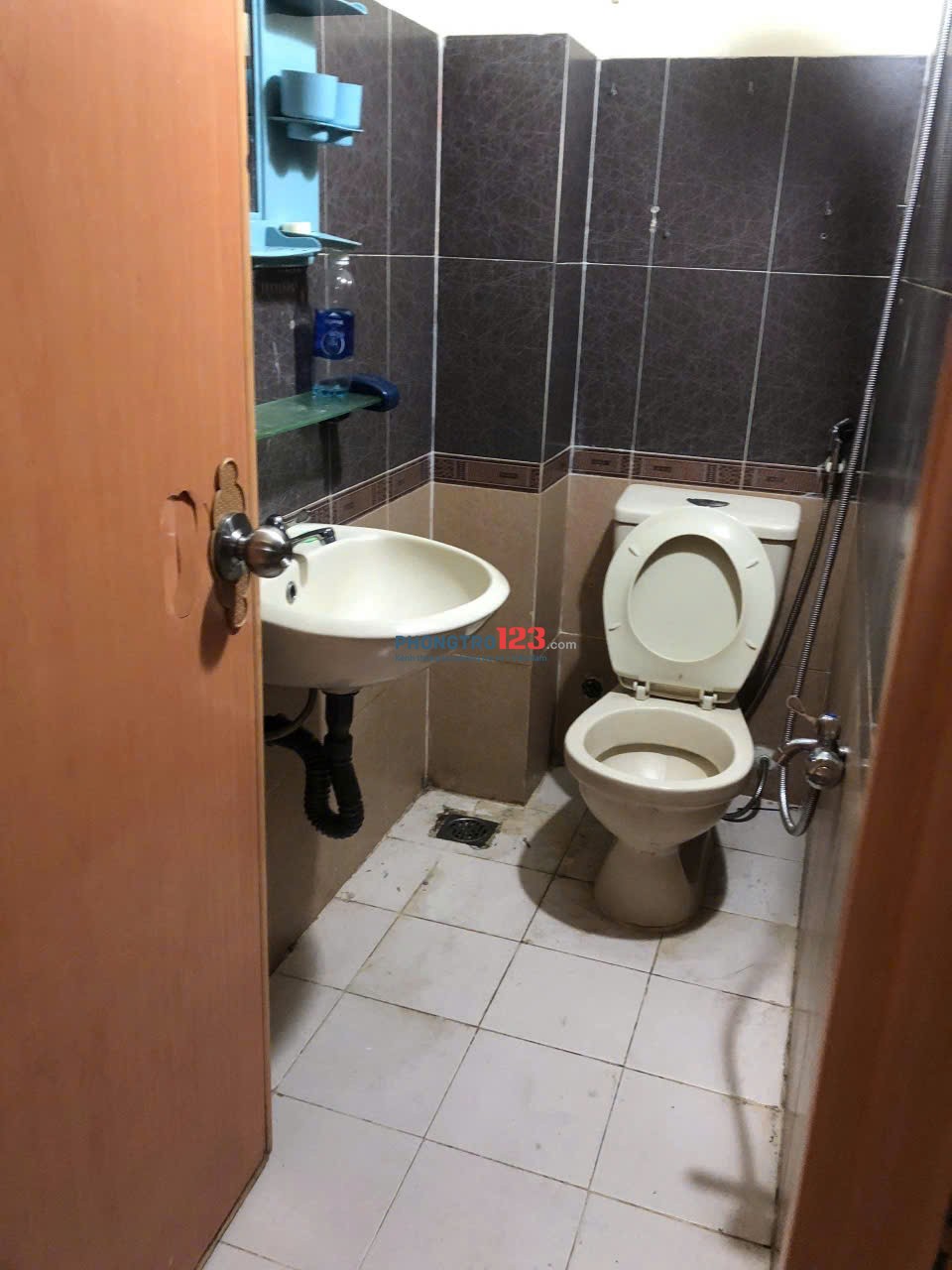 CHO THUÊ NHÀ NGUYÊN CĂN – HẺM 467/LÊ ĐẠI HÀNH, PHƯỜNG PHÚ THỌ, TP.HCM (QUẬN 11 CŨ )