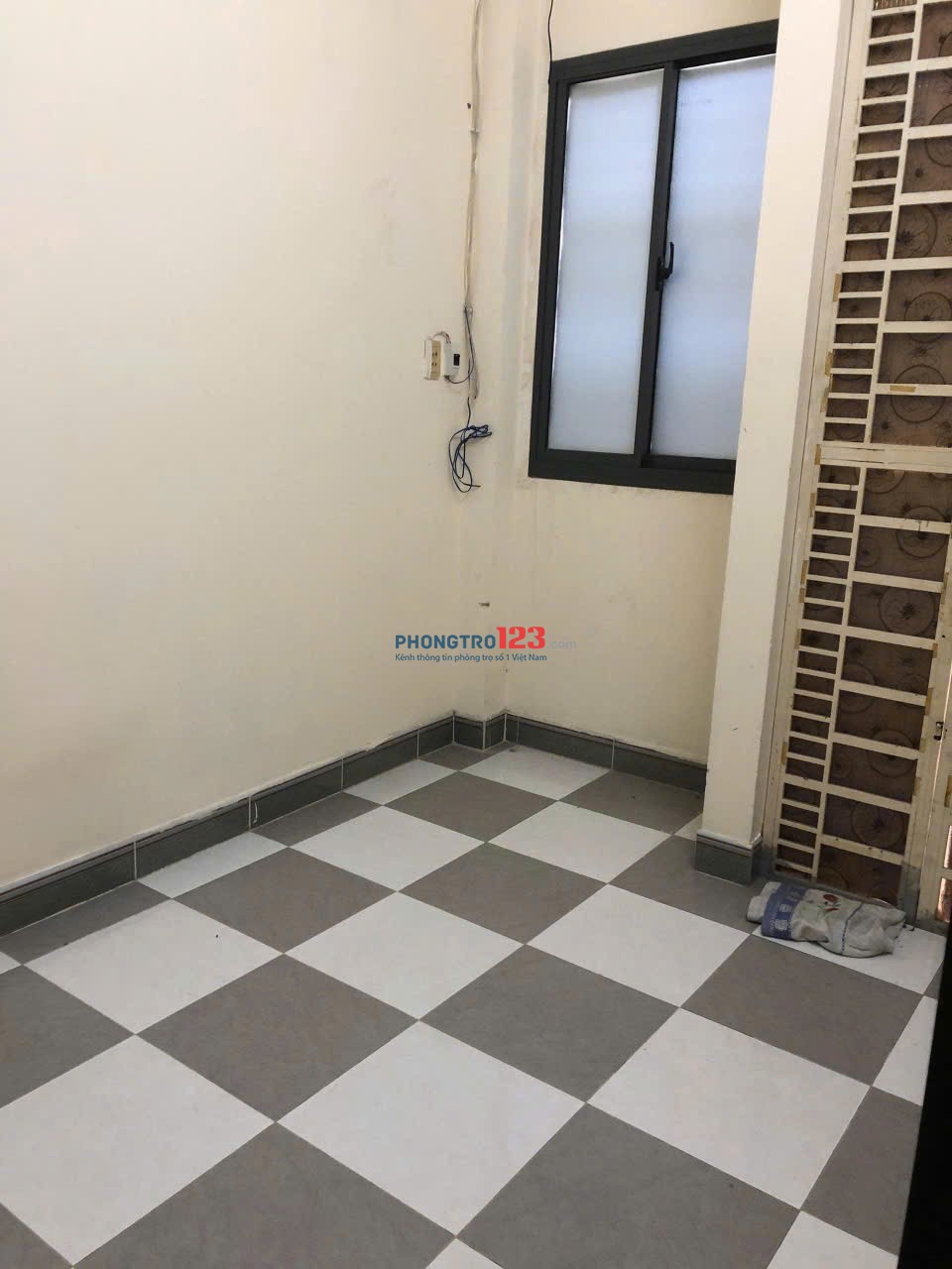 CHO THUÊ NHÀ NGUYÊN CĂN – HẺM 467/LÊ ĐẠI HÀNH, PHƯỜNG PHÚ THỌ, TP.HCM (QUẬN 11 CŨ )