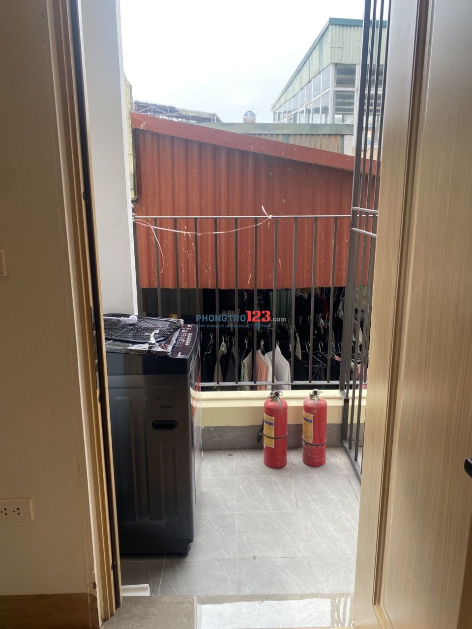 Cho Thuê phòng mới kính kong- Full đồ! Bạn là người bóc tem - tại Phùng Chí Kiên( Hoàng Quốc Việt)