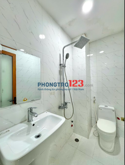 Phòng cho thuê Full nội thất-Thang máy-bảo vệ 24/24-giá rẻ Quận 10