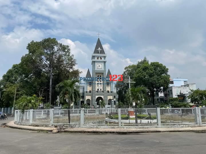 GÓC 2MT LẠC LONG QUÂN CHO THUÊ NHÀ