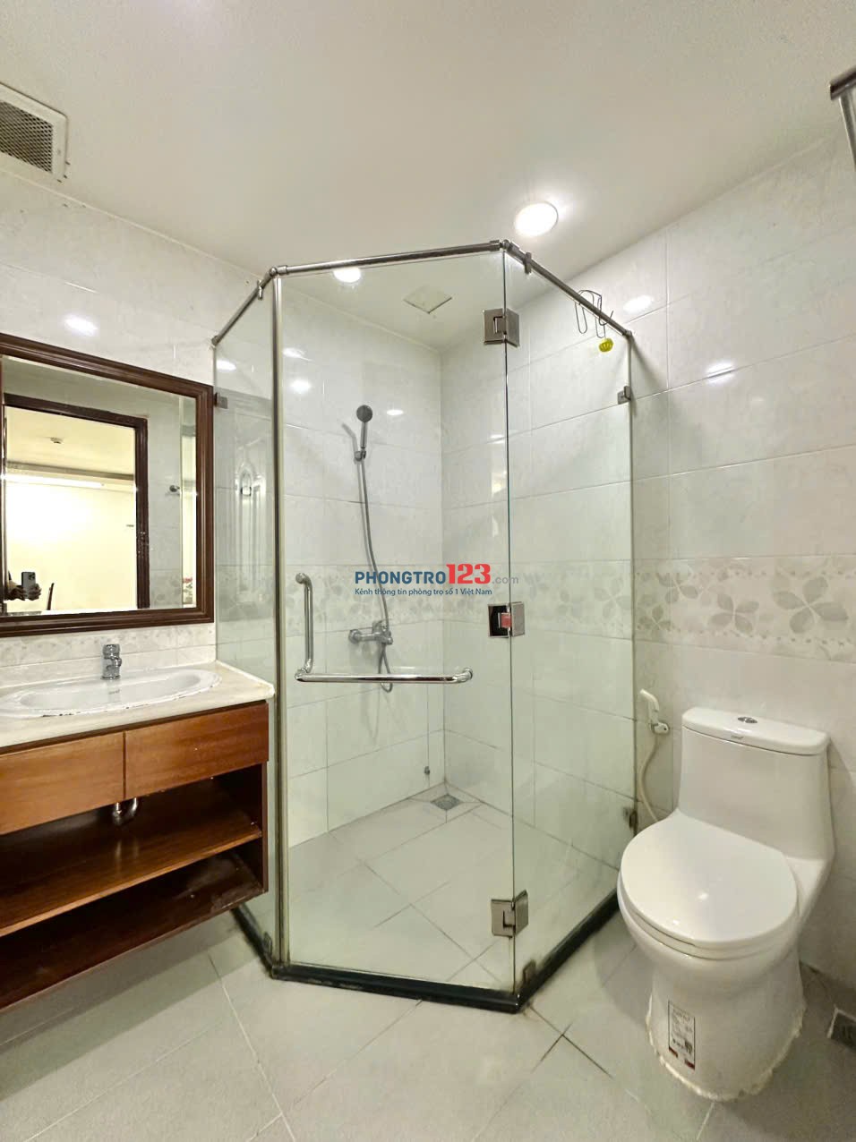 Căn Hộ Mới Xây Máy Giặt Riêng Cạnh Bờ Kè Hoàng Sa, giá 5tr5