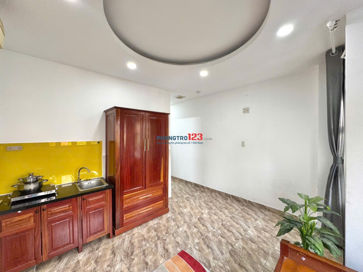 PHÒNG BAN CÔNG FULL NỘI THẤT NGAY CV GIA ĐỊNH