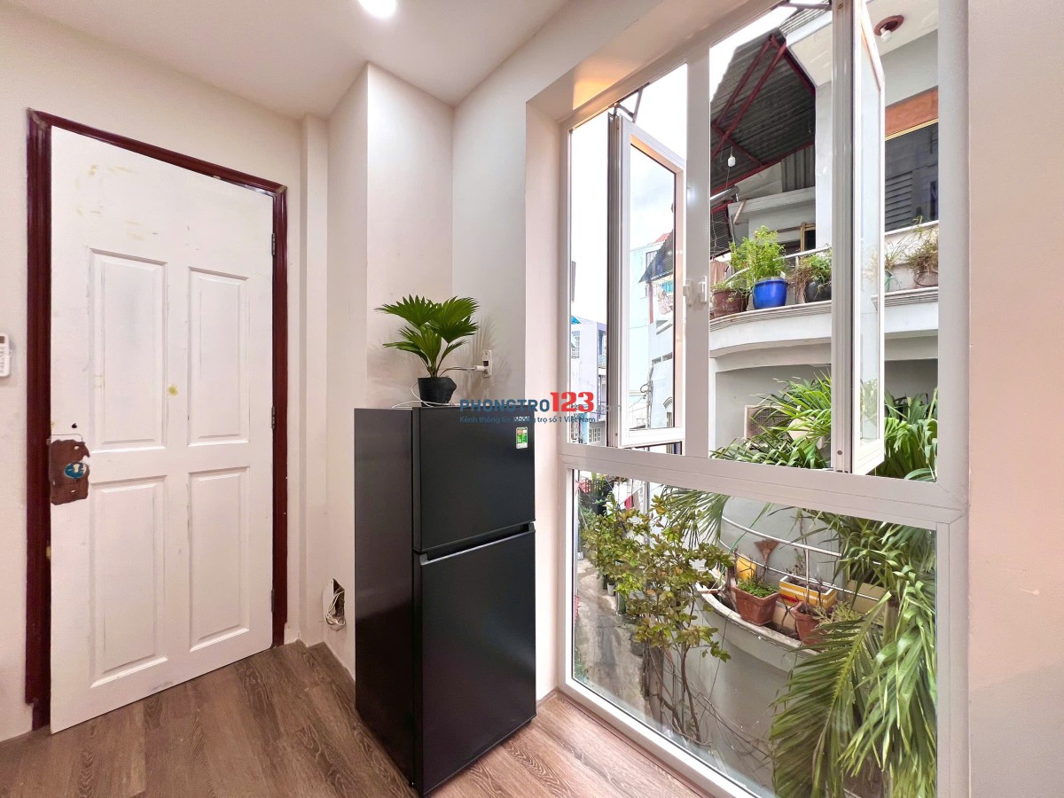 CĂN PHÒNG ĐẸP FULL NỘI THẤT – CỬA SỔ THOÁNG – TRUNG TÂM PHÚ NHUẬN