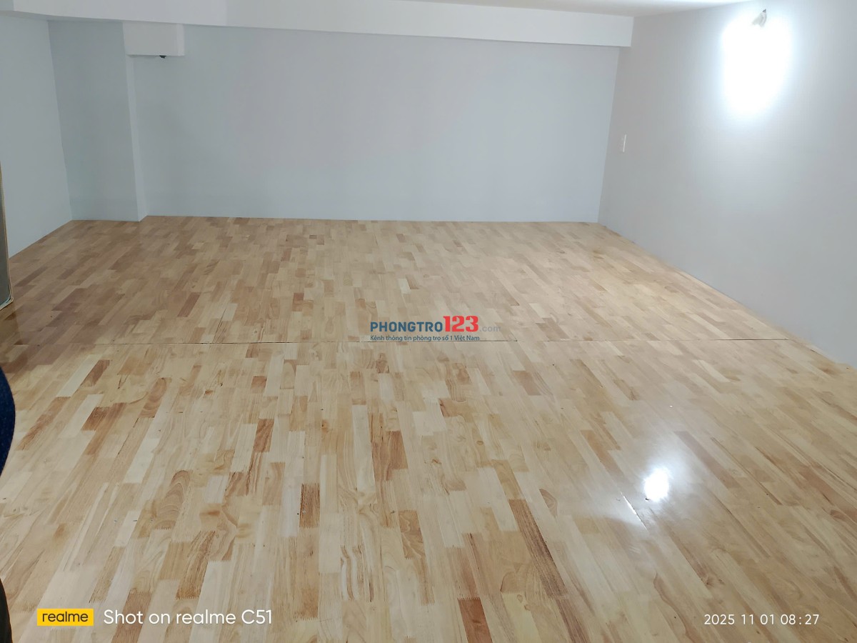 Nhượng lại phòng trọ tầng trệt. 577 Huỳnh Tấn Phát, phường Tân Thuận Đông, Quận 7.