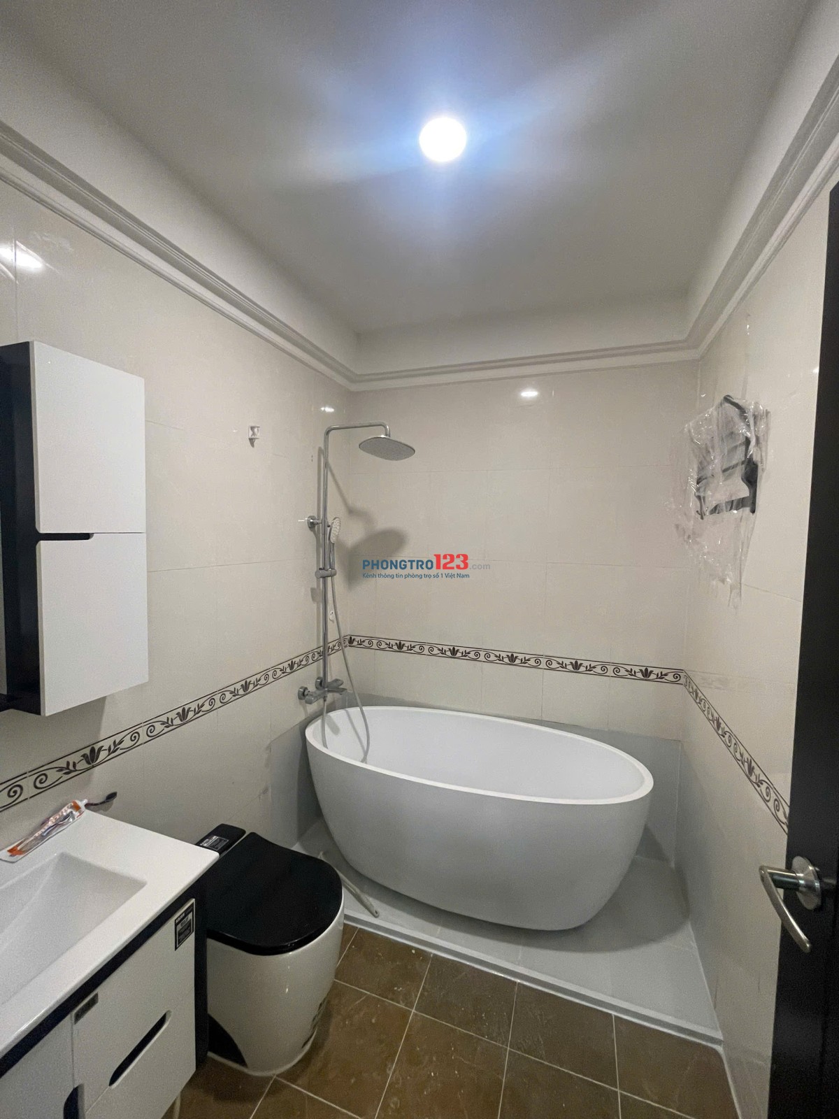 Cho thuê căn hộ FLEMINGTON full nội thất cao cấp