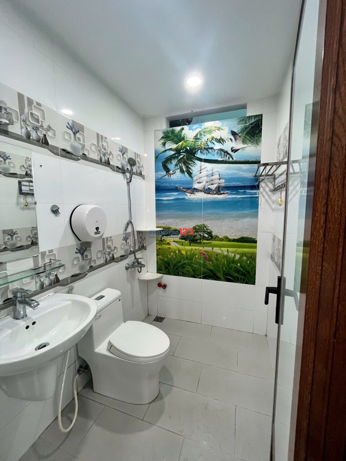 Cho thuê phòng Full nội thất thang máy wifi riêng Bạch Đằng tân bình nằm giữa sân bay và cv Gia Định