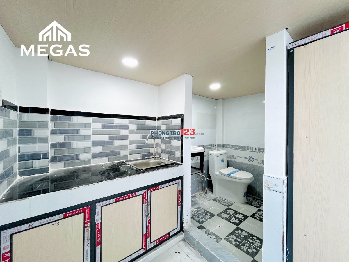 Phòng MỚI 100% ban công Ngay VÒNG XOAY PHÚ LÂM - METRO BÌNH PHÚ Q6