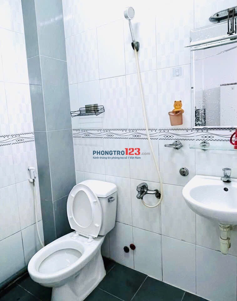 Phòng Full Tiện nghi tại Nguyễn Thượng Hiền Bình Thạnh