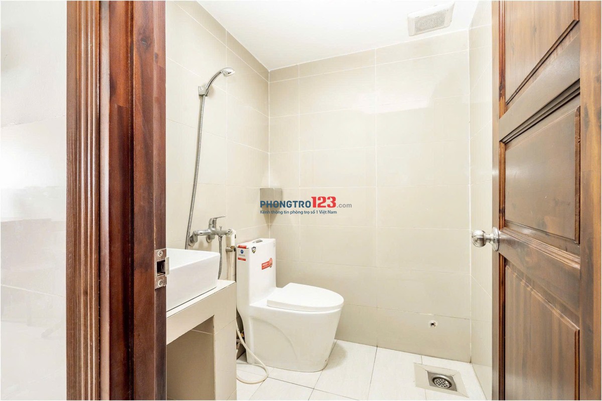 Còn trống 1 phòng mới xây giống trong hình