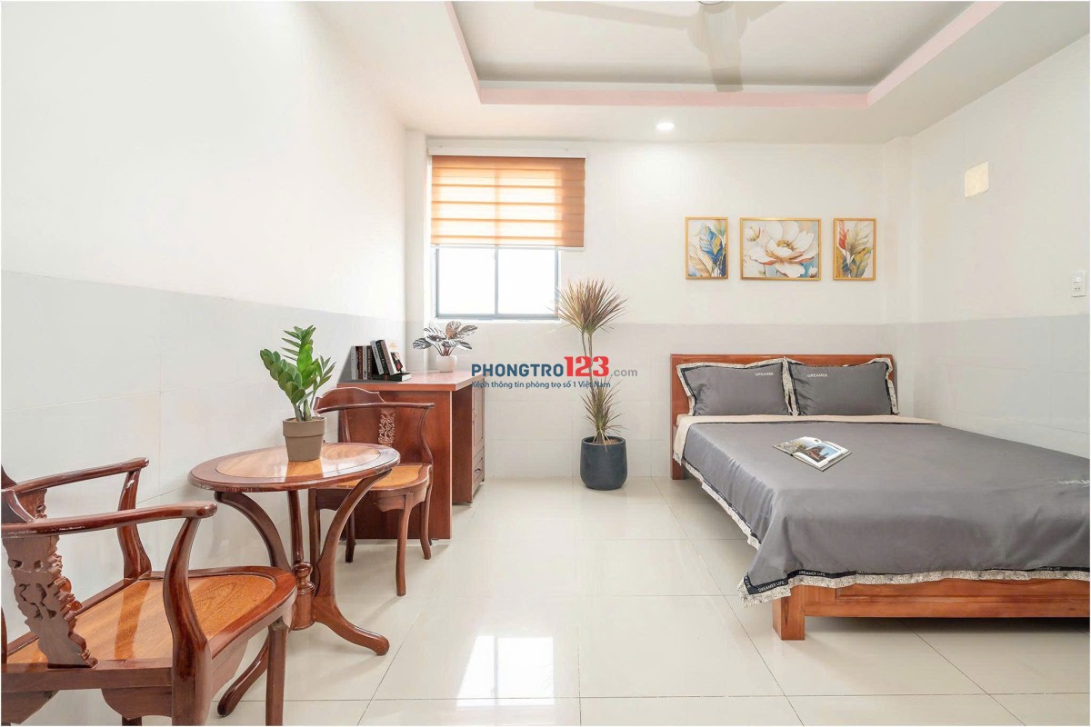 Còn trống 1 phòng mới xây giống trong hình