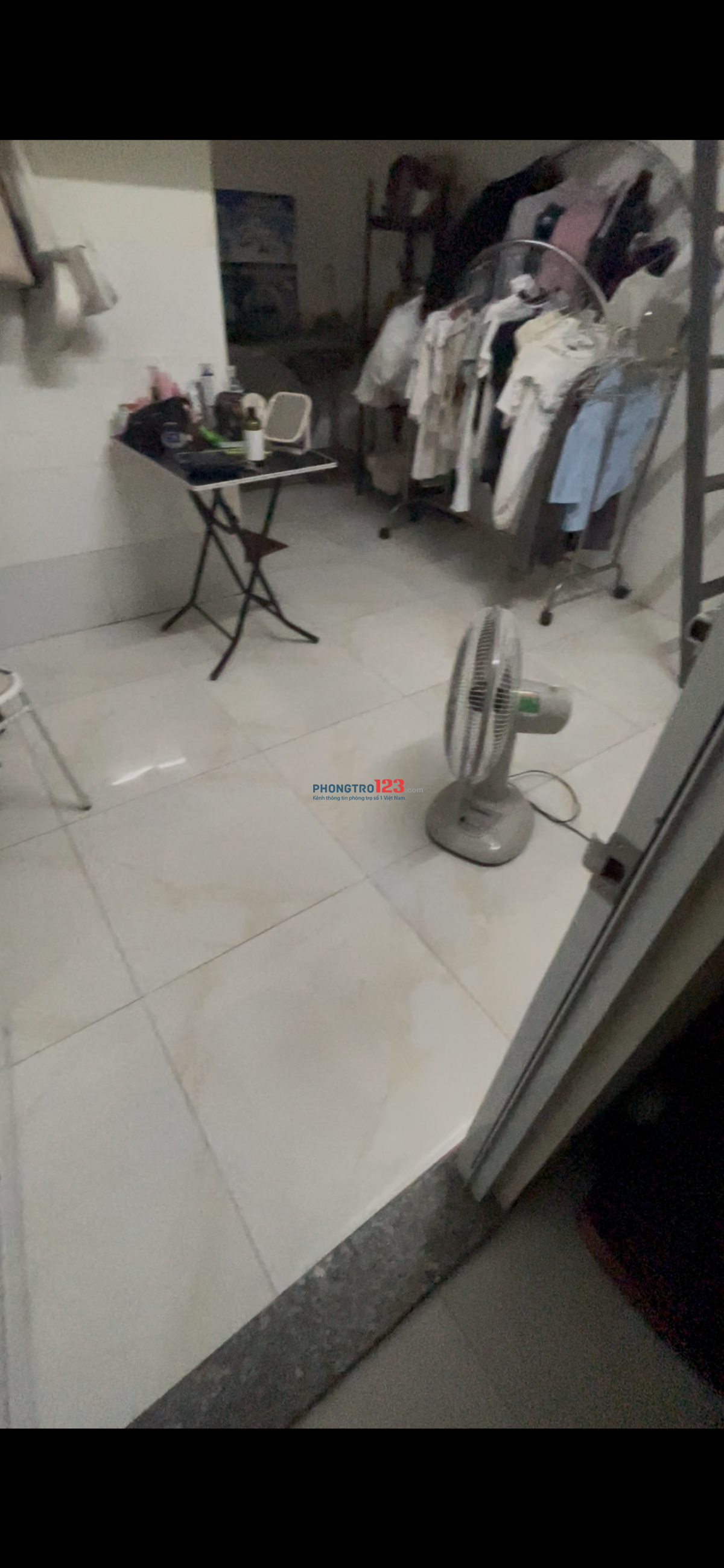 Tìm 1 bạn nữ ở ghép (1/1) giữa tháng có thể dọn vào ạ